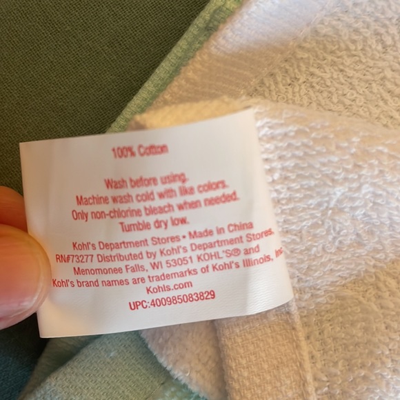 NWT kitchen towels - Picture 4 of 5